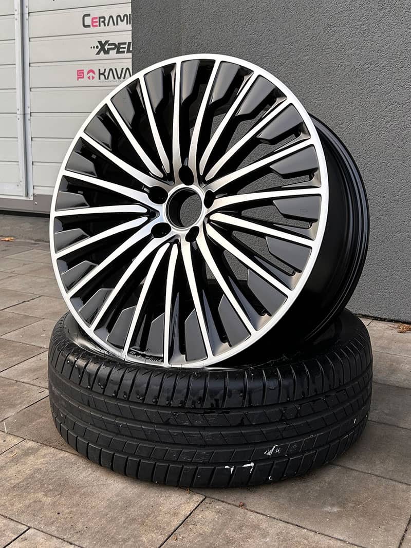 Malowanie felg Mercedes w Warszawie