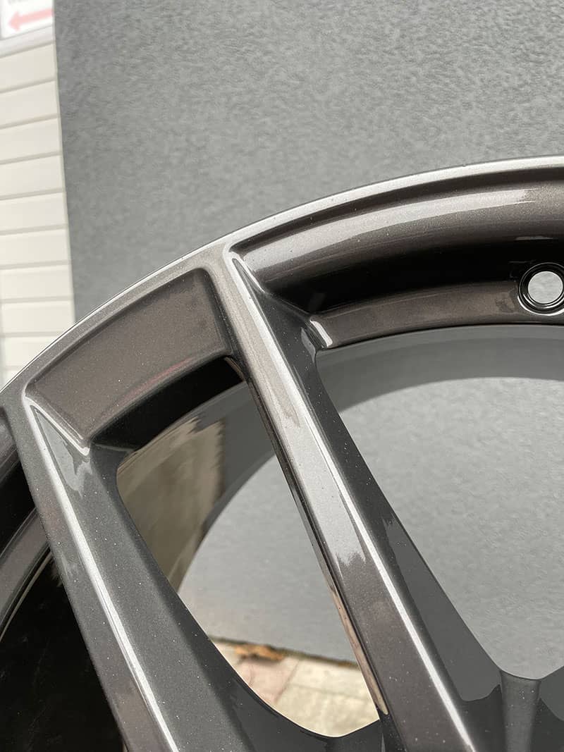 Regeneracja felg Porsche w Warszawie