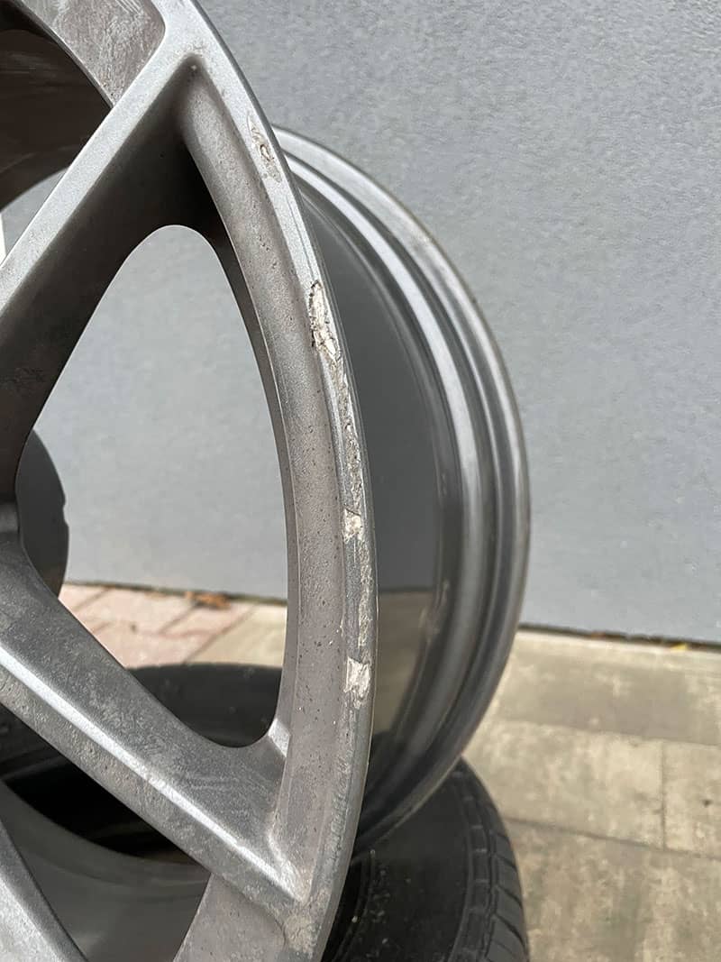 Regeneracja felg Porsche w Warszawie