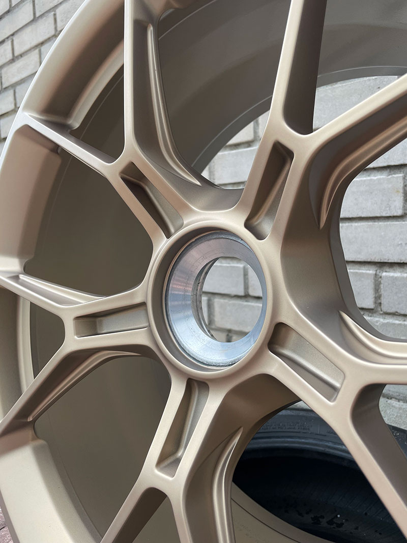 Renowacja felg Porsche w Warszawie