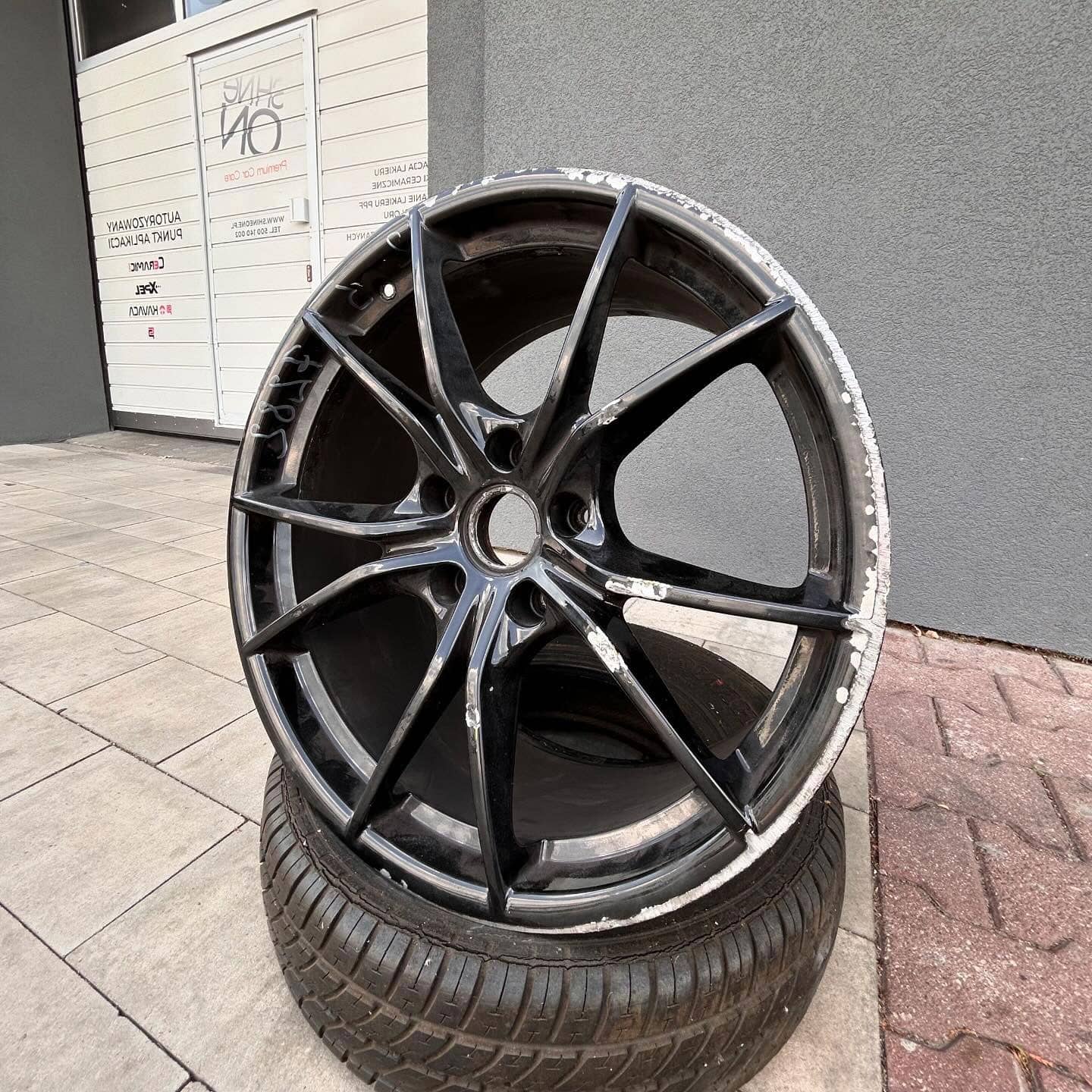 Uzupełnianie ubytków w feldze aluminiowej – Warszawa i okolice