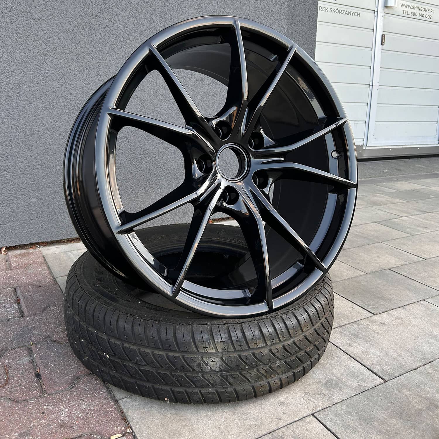 Uzupełnianie ubytków w feldze aluminiowej – Warszawa i okolice