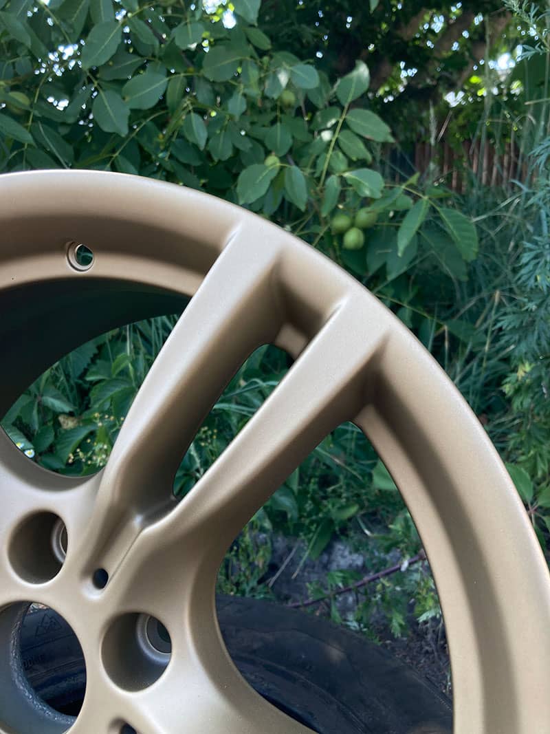 Malowanie felg na złoto – Warszawa i okolice