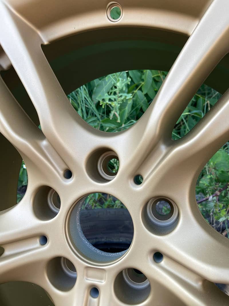 Malowanie felg na złoto – Warszawa i okolice