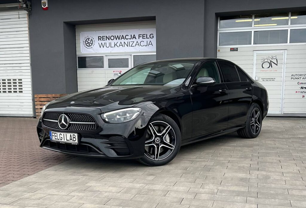 Mercedes_C_classa_W206_Felgi_R19_kolor_Czarny_Połysk_+_CNC