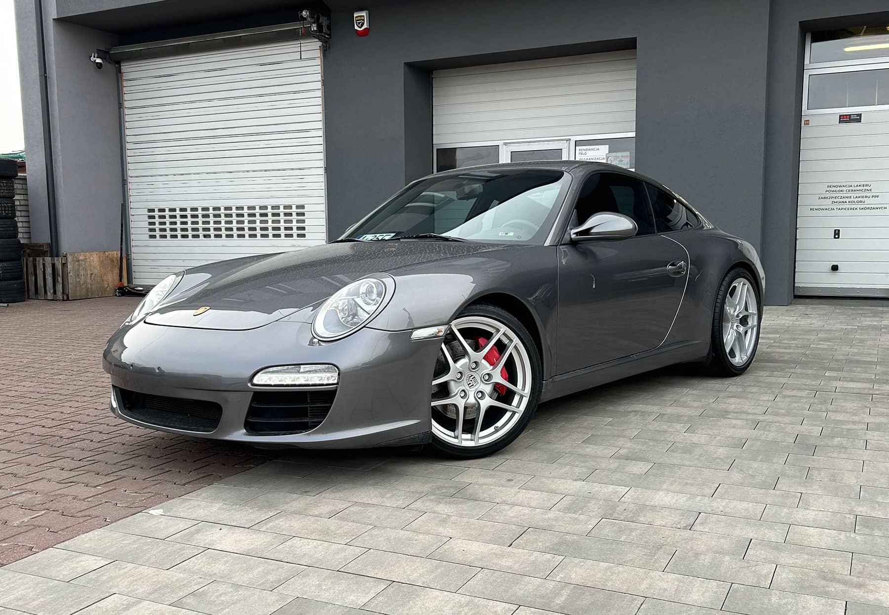 Porsche_911_(997)_fegli_R18_kolor_L8Z8