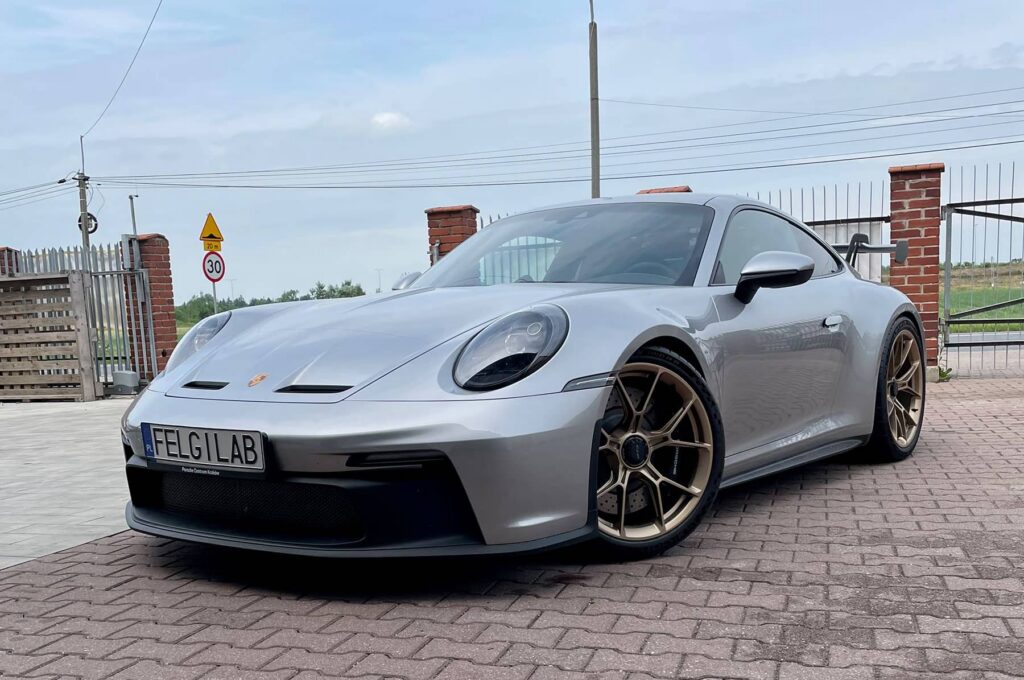 Porsche_911_GT3_Fegli_R20_kolor_Porsche_Neodyme