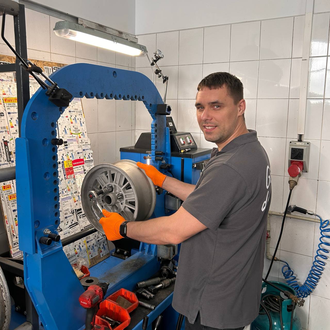 Operator-maszyny -prostowania